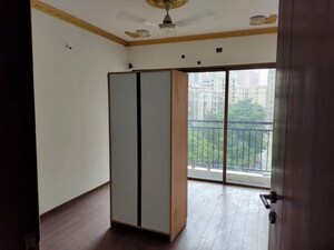 Room in 4 BHK Apartment at K Raheja Corp Maple Leaf, Powai – for Sale