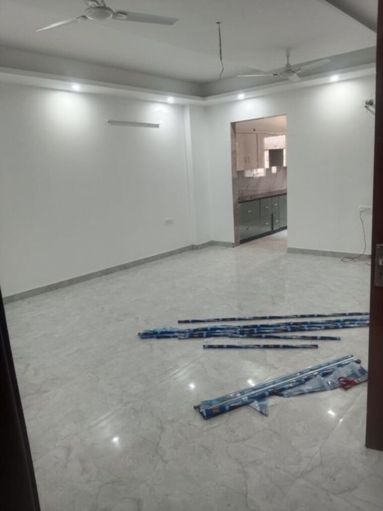 Room, sector 57 3 Bedroom 1850 Sq.Ft. Builder Floor In Sector 57 Gurgaon 10115035