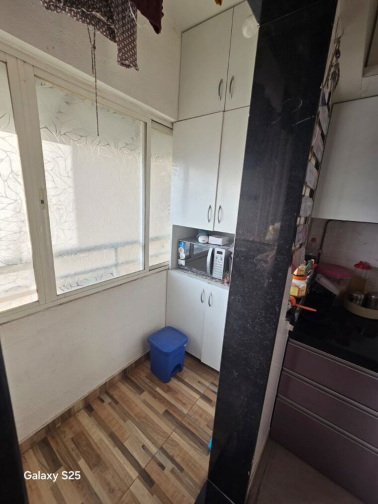 Kitchen, kolte-patil-three-jewels 3 Bedroom 1500 Sq.Ft. Apartment In Kondhwa Pune 10115068