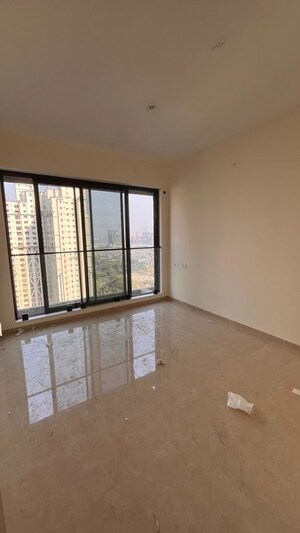 Room in 2 BHK Apartment at Dosti Eastern Bay, Wadala – for Sale