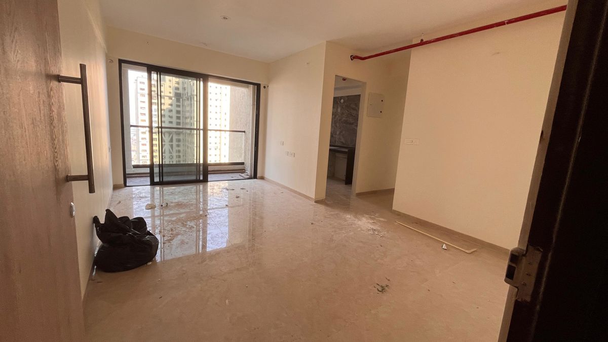 2 BHK Apartment For Sale in Dosti Eastern Bay