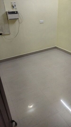 Room in 2 BHK Apartment at Ishwaryam Gardens, Medavakkam – for Sale