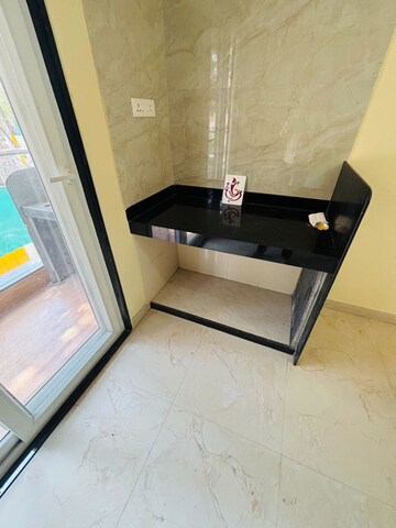 Furnished Amenities in 2 BHK Apartment at Ranade Yashodhan, Mayur Colony – for Rent