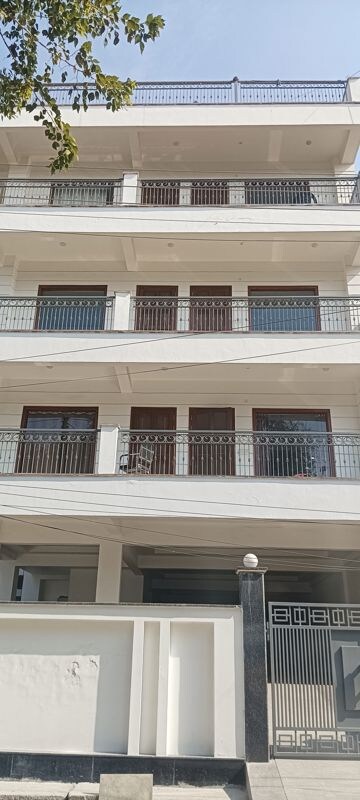 2 BHK Apartment For Rent in Shri Radhe Shyam Vatika, Sector 63