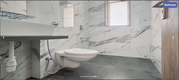 Bathroom, kandivali west Pg For Boys In Kandivali West 10115092