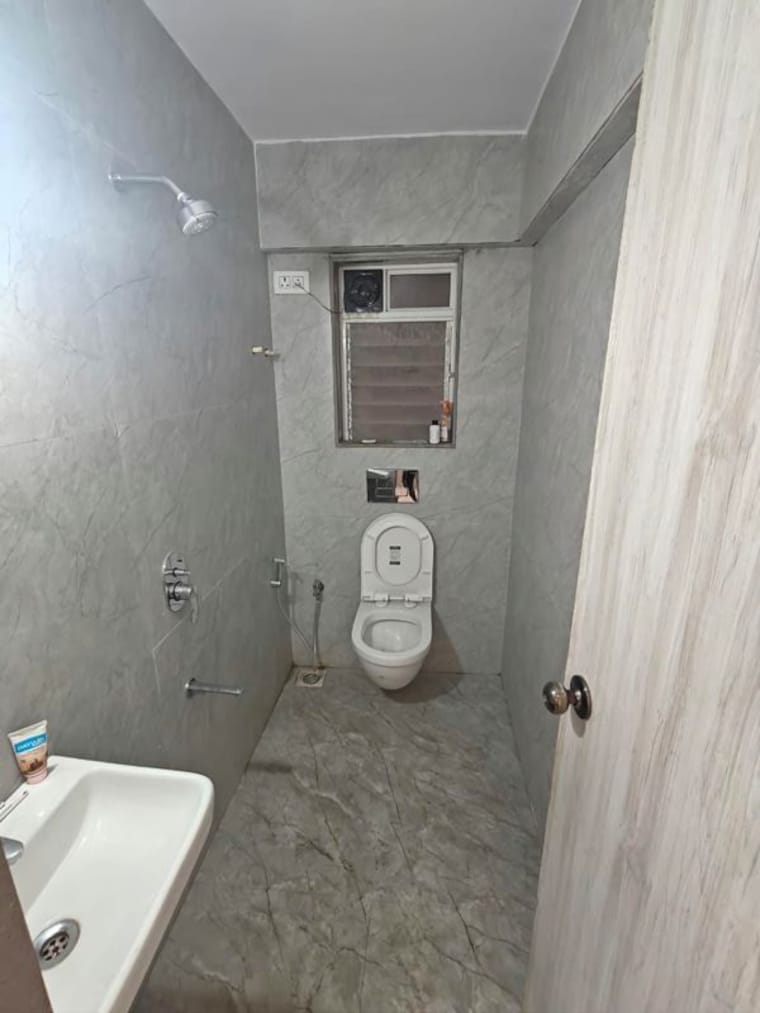 Bathroom, shraddha-evoque 2 Bedroom 550 Sq.Ft. Apartment In Bhandup West Mumbai 10115029