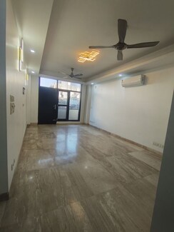 3 BHK + Servant Room,Extra Room Builder Floor For Rent in Shivalik Colony