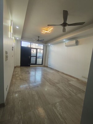 3 BHK Builder Floor For Rent in Shivalik Colony