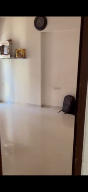 Room in 2 BHK Apartment at Chandak Nishchay, Borivali East – for Rent