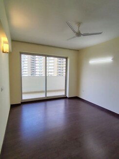 3 BHK + Pooja Room Apartment For Rent in Emaar MGF Emerald Hills