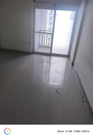 Room in 3 BHK Apartment at Aims Golf Avenue I, Sector 75 – for Rent