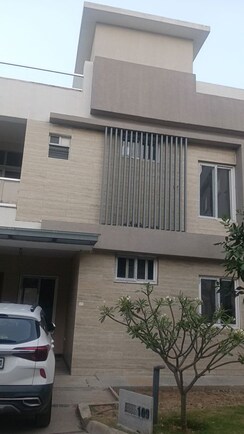 3 BHK + Pooja Room Villa For Sale in Kismatpur