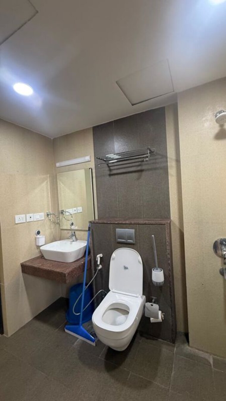 Master Bedroom, wave-amore 2 Bedroom 1609 Sq.Ft. Apartment In Sector 32 Noida 10115484