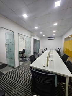Office Space For Rent in Sector 63