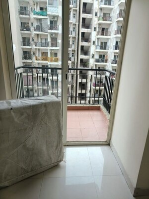 1 BHK Apartment For Rent in Maxblis Grand Wellington, Sector 75