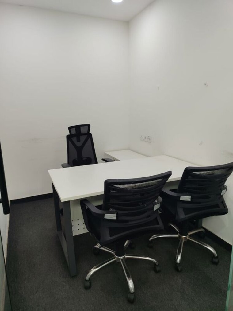 Team Area, sector 63 Commercial Office Space 1700 Sq.Ft. In Sector 63 Noida 10115498