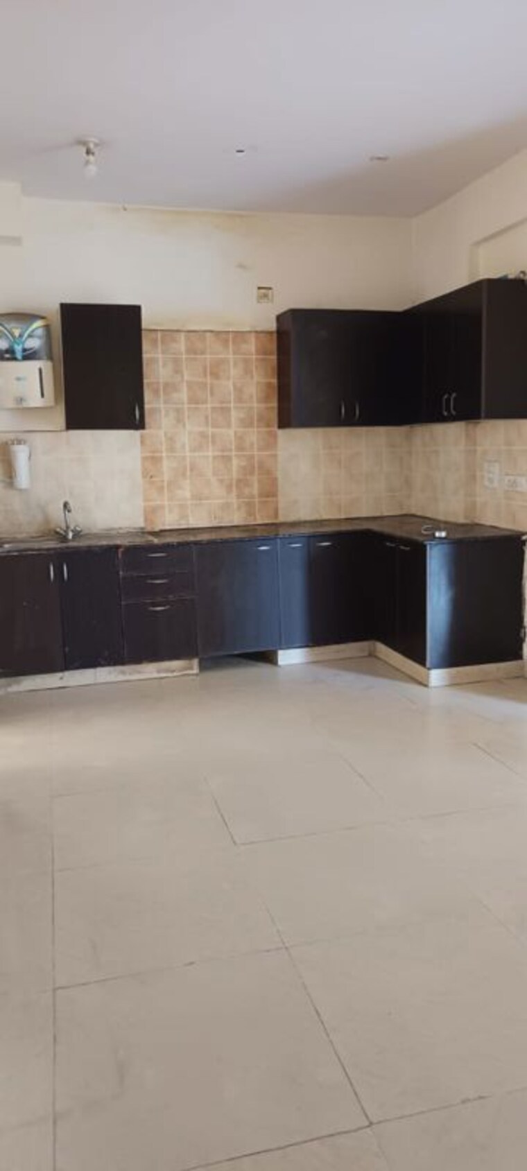Kitchen, gardenia-golf-city 3 Bedroom 1350 Sq.Ft. Apartment In Sector 75 Noida 10115499