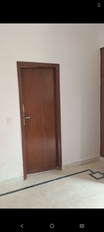 Furnished Amenities in 3 BHK Apartment at Sector 3 Dwarka – for Sale