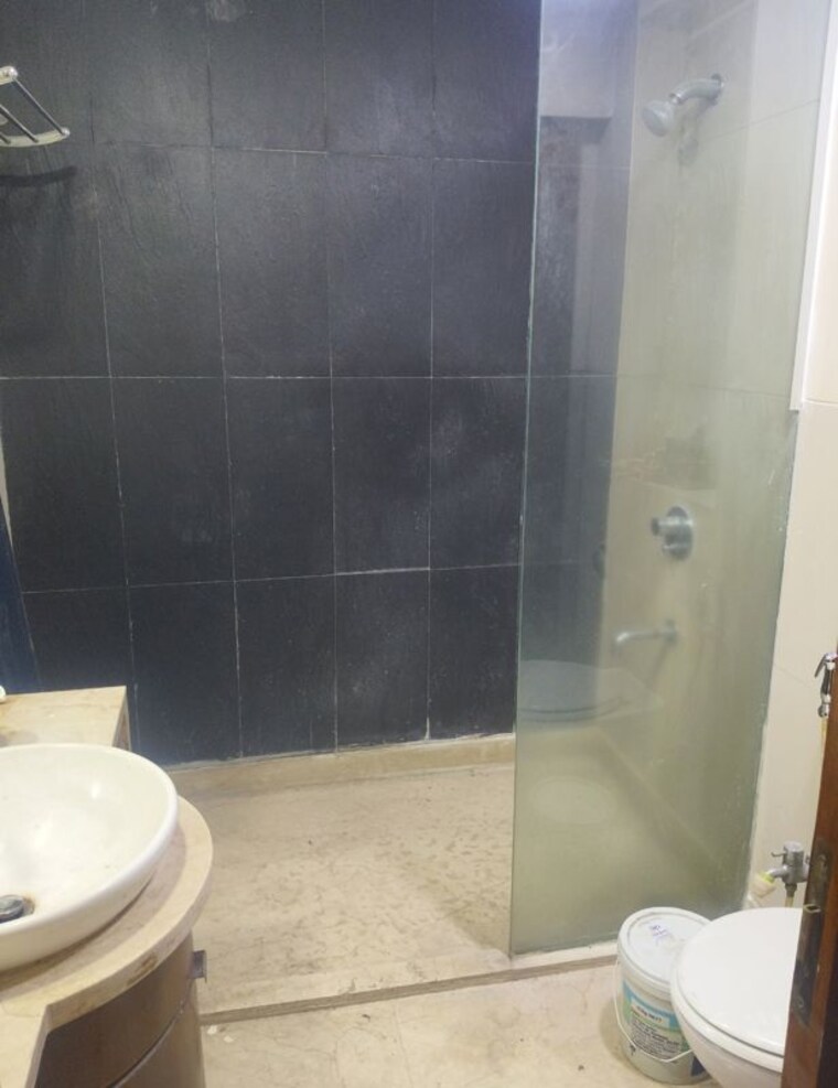 Bathroom, brook-haven 2 Bedroom 820 Sq.Ft. Apartment In Jogeshwari East Mumbai 10115492