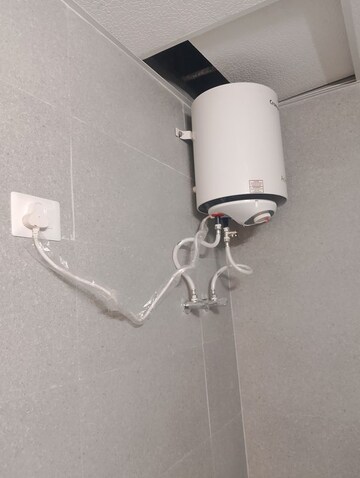 Bathroom in 3 BHK Apartment at Signature Global City, Sector 37d – for Rent