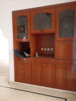 Furnished Amenities in 3 BHK Apartment at Sector 6 Dwarka – for Rent