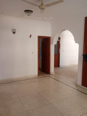 3 BHK Apartment For Rent in Sector 6 Dwarka