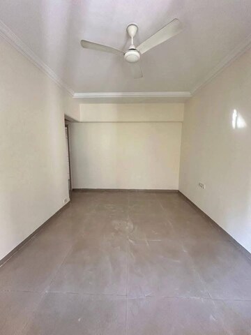 Room in 2 BHK Apartment at Bramha Aangan, Salunkhe Vihar Society – for Rent