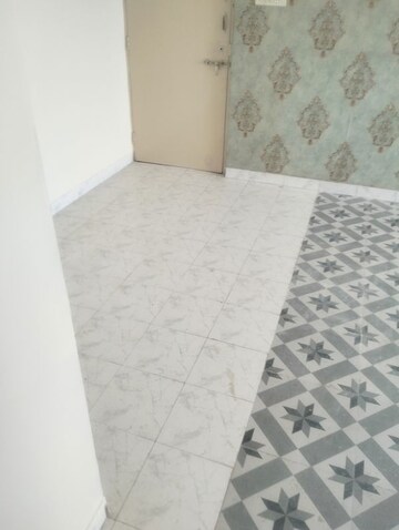 Room in 2 BHK Apartment at Kolte Patil Rose Parade, Kondhwa – for Rent