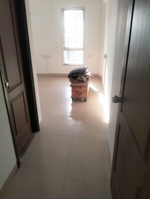 Room in 2 BHK Apartment at Nivedita Terrace, Wanowrie – for Rent