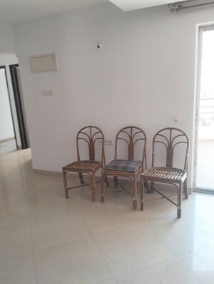 Furnished Amenities in 2 BHK Apartment at Nivedita Terrace, Wanowrie – for Rent