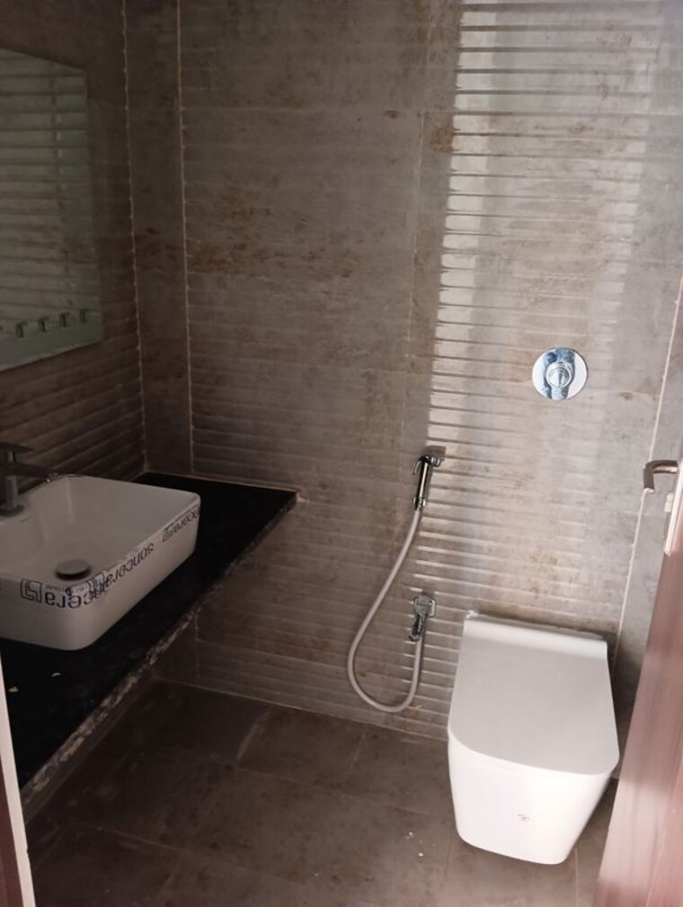 Attached Bathroom, regency-antilia-phase-v-avana 3 Bedroom 1025 Sq.Ft. Apartment In Ulhasnagar Thane 10115575