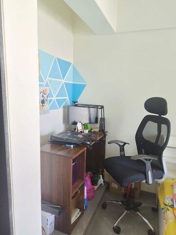 Master Bedroom in 1 BHK Apartment at Siddhi Highland Haven Phase 2, Balkum Pada – for Rent