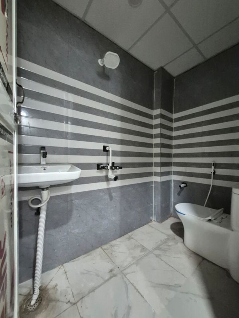 Bathroom, sector 106 Pg For Boys & Girls In Sector 106 10115608