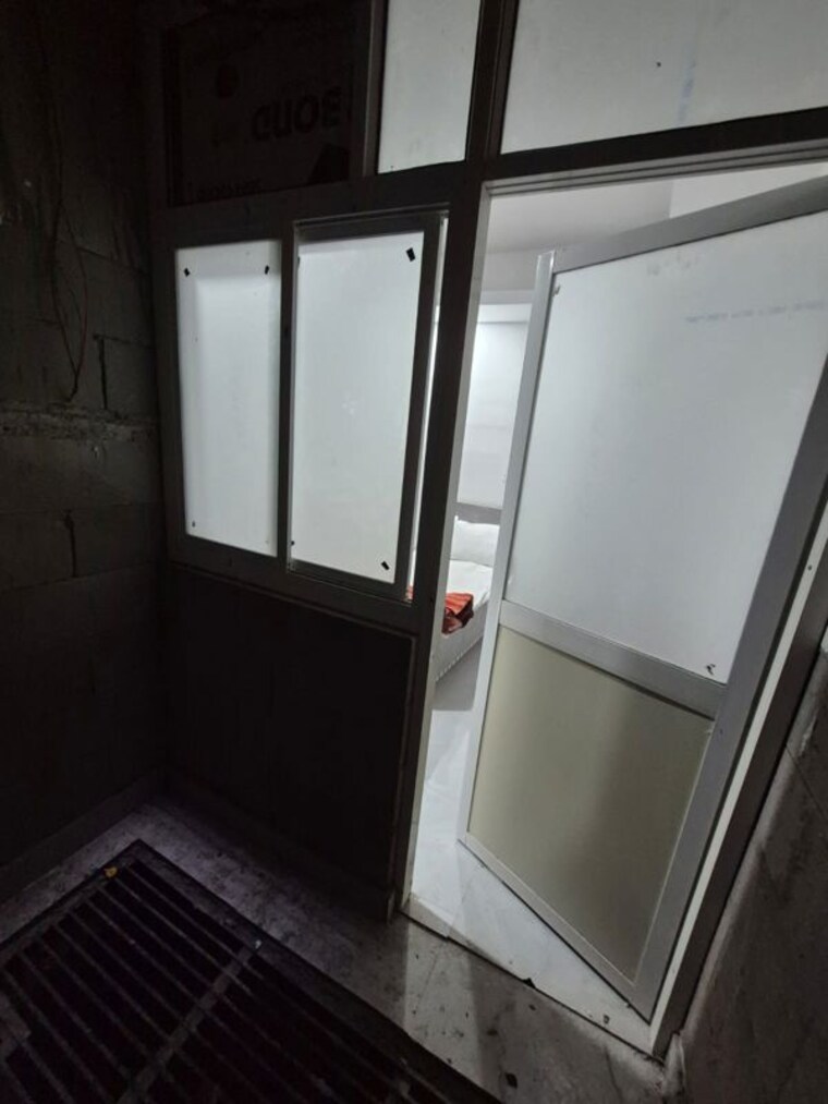 Other, sector 106 Pg For Boys & Girls In Sector 106 10115608