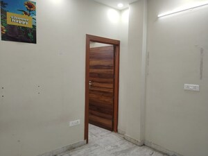 Room in 1 BHK Apartment at Khirki Extension – for Rent