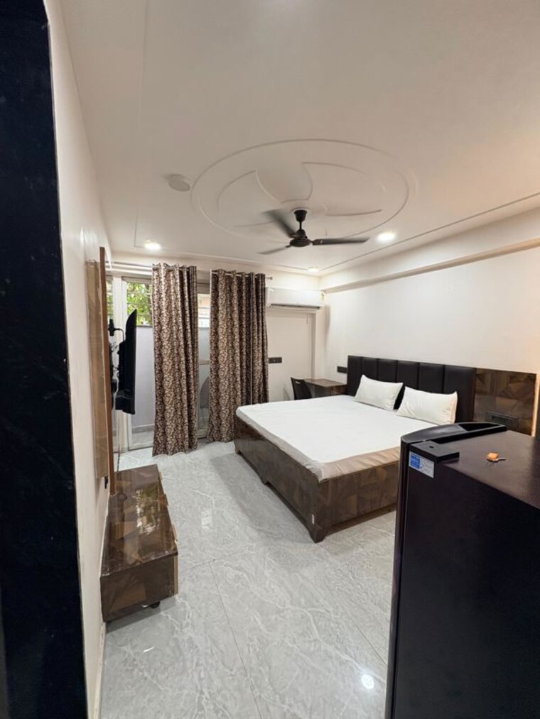 Bedroom, saket 1 Bedroom 550 Sq.Ft. Apartment In Saket Delhi 10115648