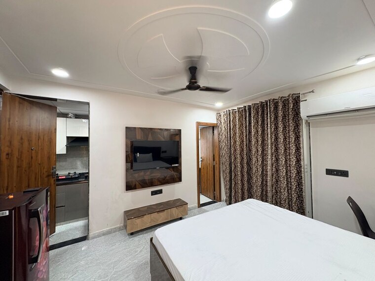 Bedroom, saket 1 Bedroom 550 Sq.Ft. Apartment In Saket Delhi 10115648