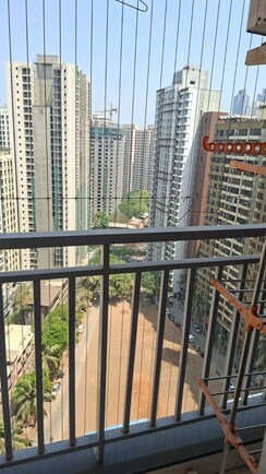 1 BHK Apartment For Rent in Ashar Metro Towers