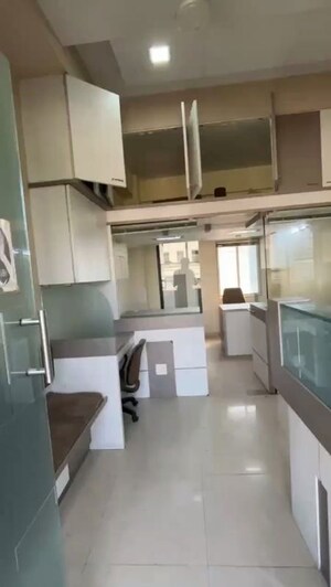  Office Space For Rent in Ghatkopar West