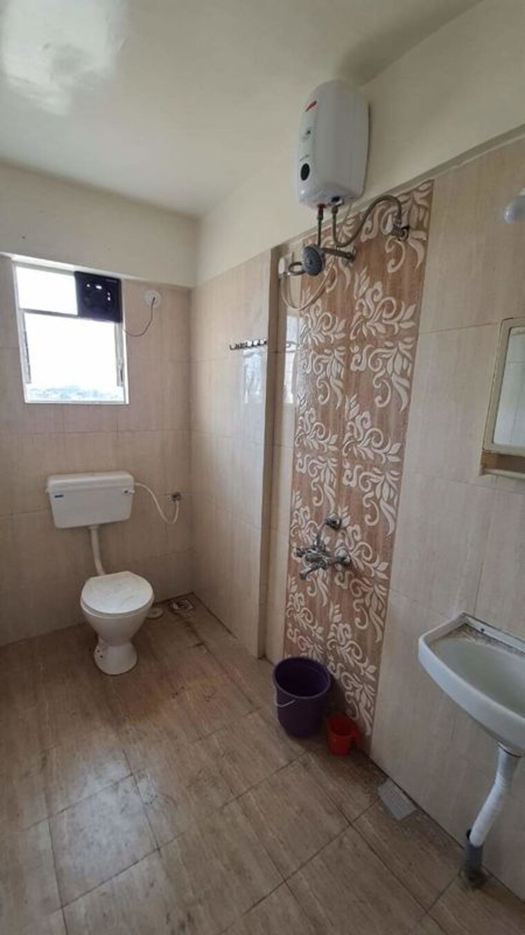 Bathroom, mont-vert-i 1 Bedroom 550 Sq.Ft. Apartment In Pashan Pune 10115697