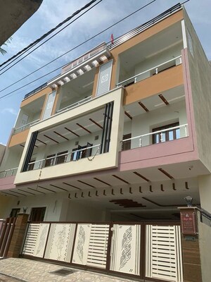 2 BHK Independent House For Rent in Indira Nagar
