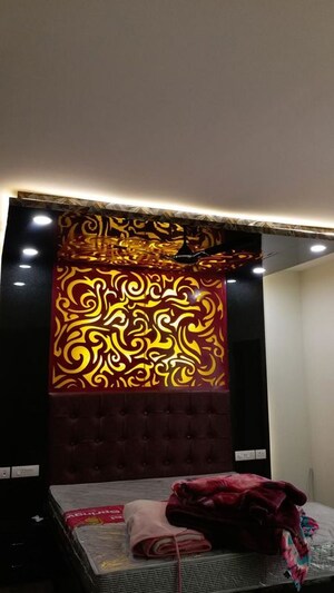 Furnished Amenities in 3 BHK Apartment at Saryu Apartment, Gomti Nagar – for Rent