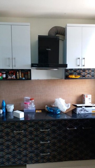 Furnished Amenities in 3 BHK Apartment at Saryu Apartment, Gomti Nagar – for Rent