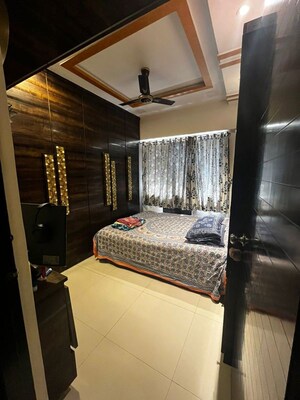 Bedroom in 1 BHK Apartment at Swami Samarth Apartments, Prabhadevi – for Rent