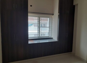 Room in 4 BHK Apartment at DSR The Classe, Narsingi – for Sale