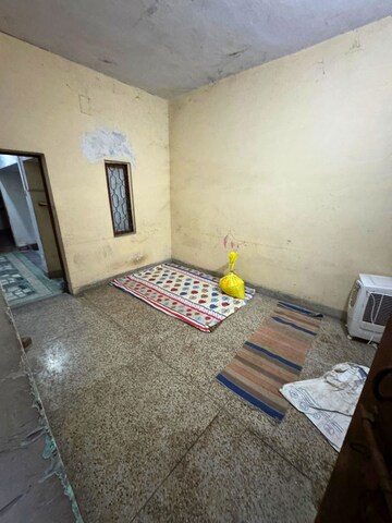 Bedroom in 3 BHK Independent House at Indira Nagar – for Sale