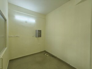 Room in  Office Space at Elamkulam – for Rent