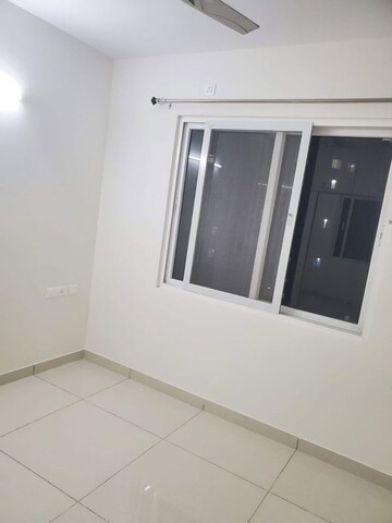 Room in 2 BHK Apartment at Prestige Lakeside Habitat, Varthur – for Sale