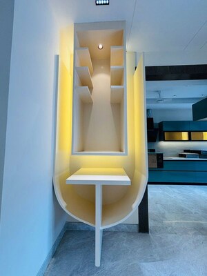 Staircase in 3 BHK Builder Floor at BPTP Green Oaks, Sector 70a – for Sale