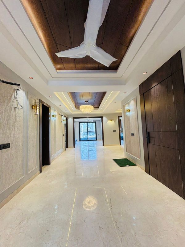 4 BHK + Pooja Room,Servant Room Builder Floor For Sale in Anant Raj Ashok Estate
